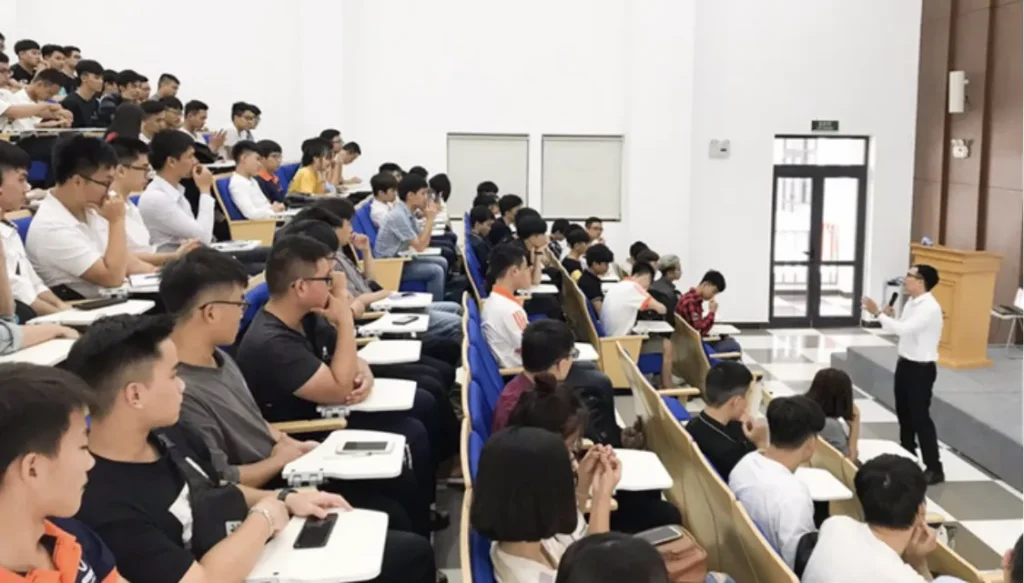 Không học Đại học nên làm gì