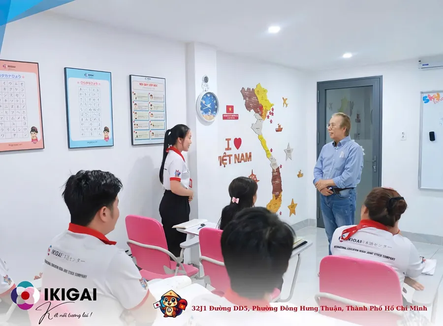 Nên học tiếng Nhật ở trung tâm hay tự học