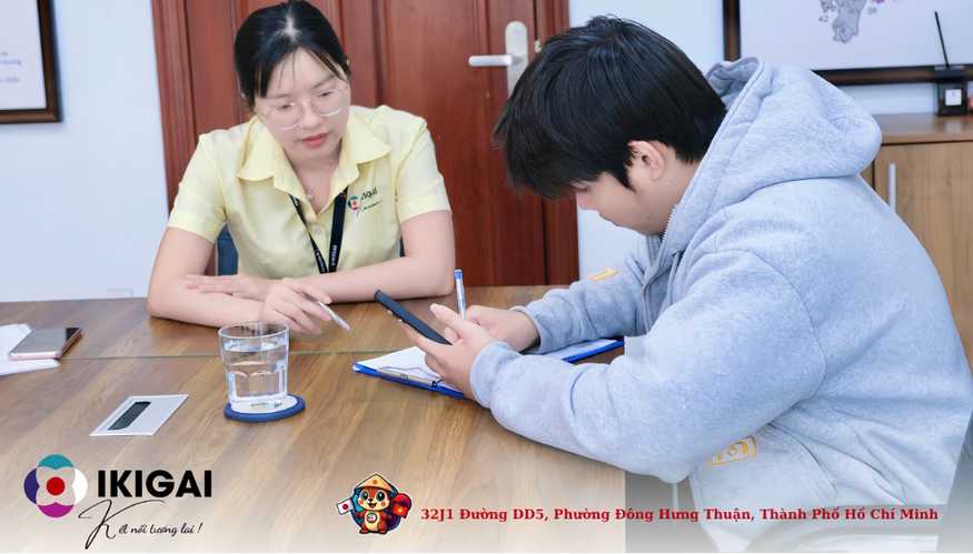 Trưởng nhóm Tuyển sinh